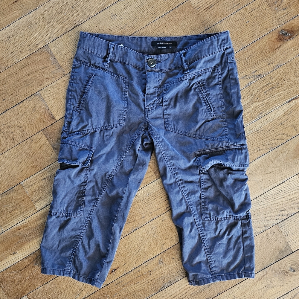 BCBG MAXAZRIA Vintage Cargo Bermuda Shorts Size 0